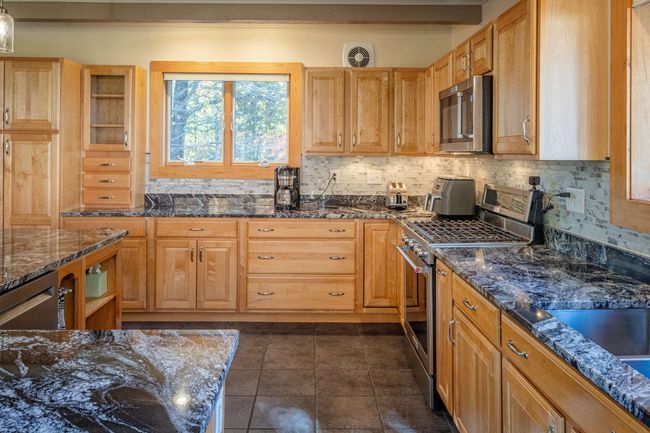 181 Charles St, Home with 0 bedrooms, 4 bathrooms and null parking in Farmington NH | Image 12