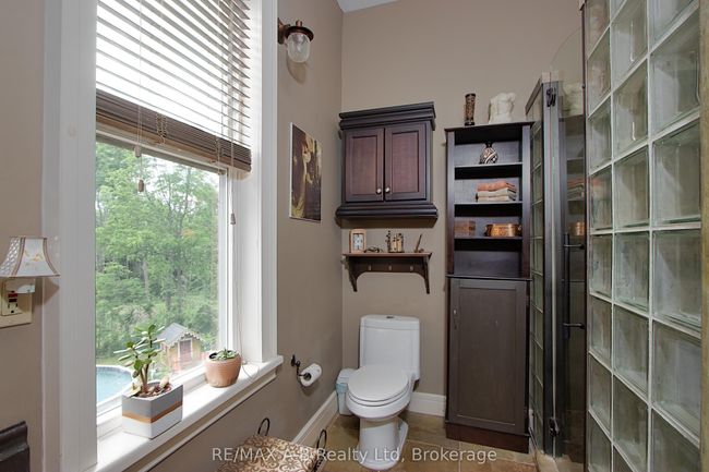 12096 Gale Rd, House other with 5 bedrooms, 4 bathrooms and 10 parking in Middlesex Centre ON | Image 30