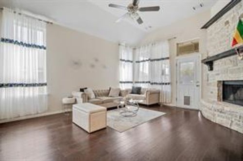 6155 Granger Ln, League City, TX, 77573-1479 | Card Image