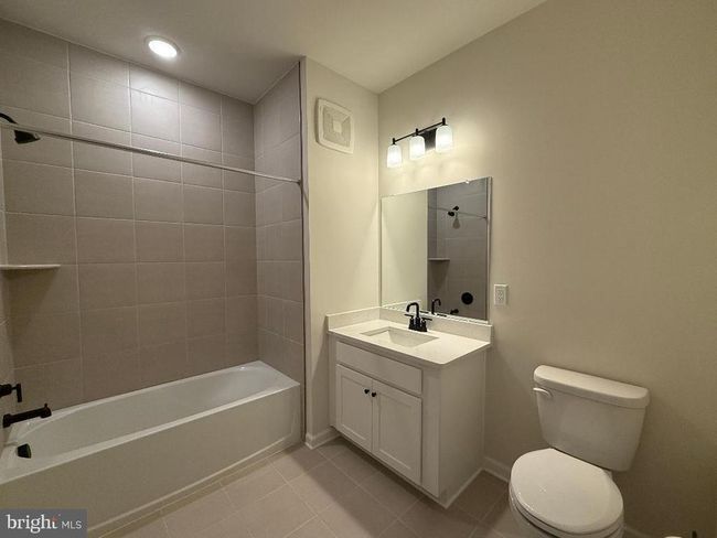408 - 1 Culvert Dr, Condo with 2 bedrooms, 2 bathrooms and null parking in PRINCETON JUNCTION NJ | Image 5