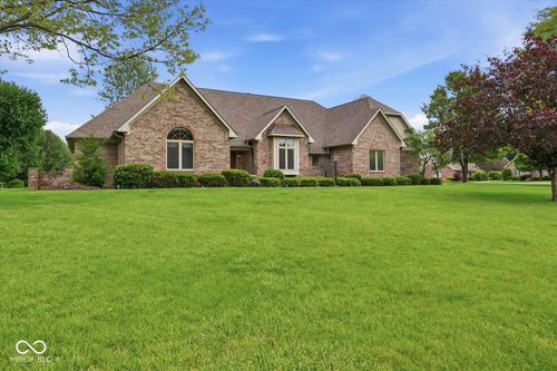 114 Western Trce, Shelbyville, IN, 46176-9766 | Card Image