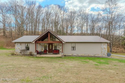 224 Lenz Dr, Kodak, TN, 37764-1368 | Card Image