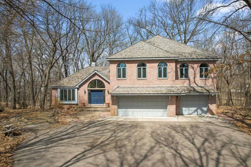 20660 Woodhaven Pl, Excelsior, MN, 55331-9273 | Card Image