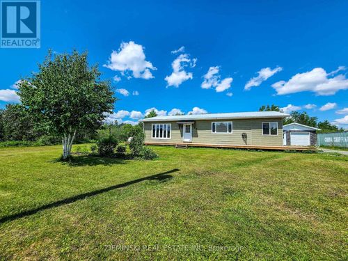 545 Silver Queen Lake Rd, Cochrane, ON, P0L1C0 | Card Image