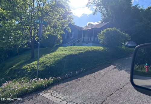 429 Sewanee St, Harriman, TN, 37748 | Card Image
