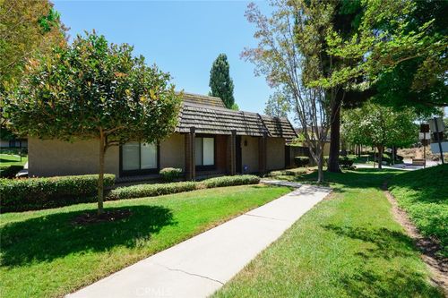 712 Briarwood Ln, San Dimas, CA, 91773-3609 | Card Image