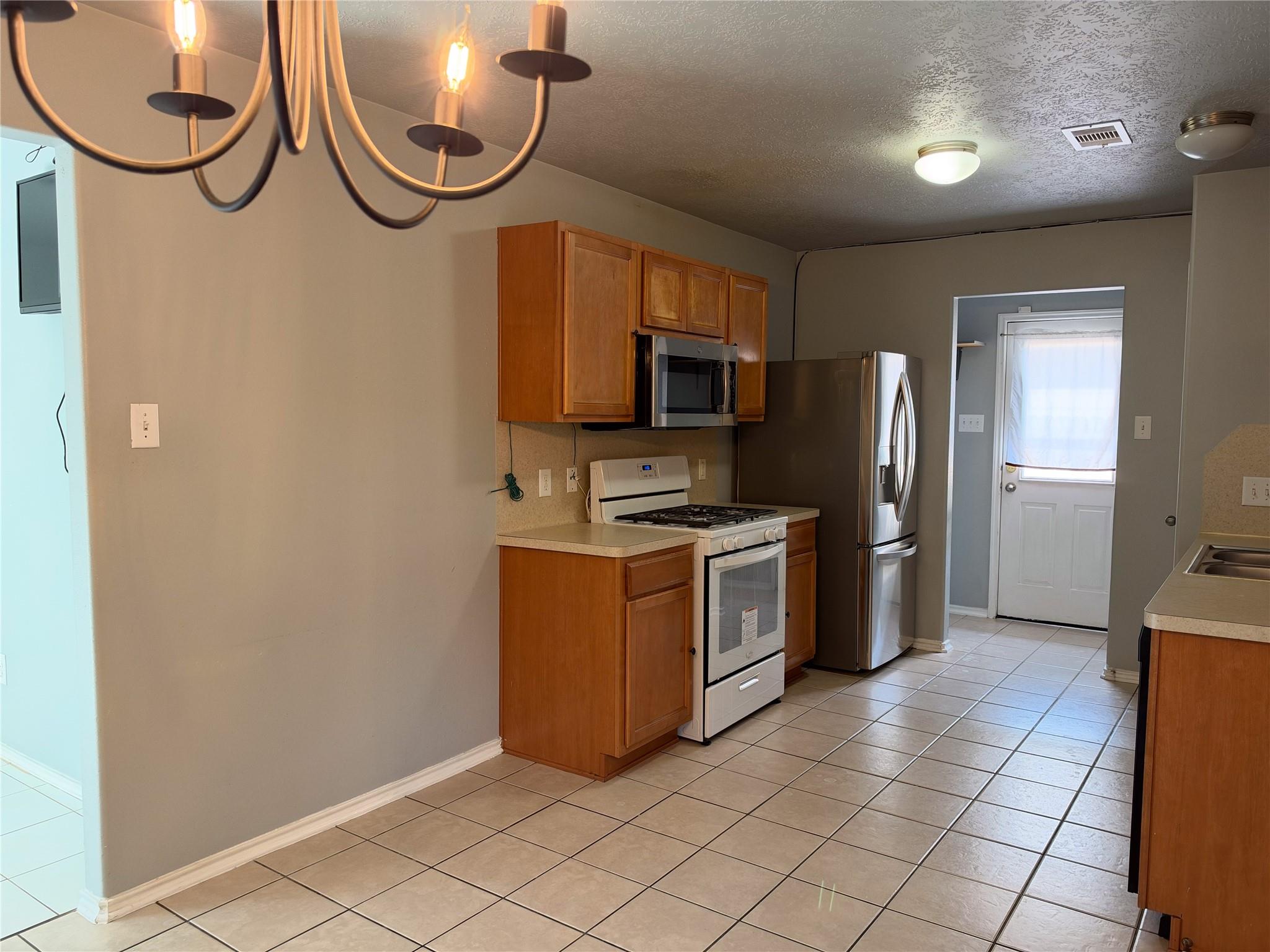 Residential Lease in Houston 4