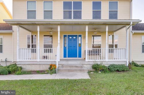 1-401 Ponderosa Trl, BUNKER HILL, WV, 25413-4323 | Card Image