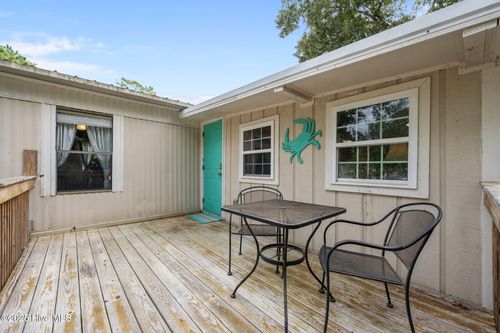 618 Creek Dr, Hampstead, NC, 28443-2825 | Card Image