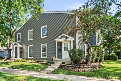 d-1681 Ashburn Ct, Wheaton, IL, 60189-8285 | Card Image