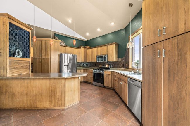 1022 Cortland Ln, House other with 4 bedrooms, 3 bathrooms and null parking in Stevens Point WI | Image 10
