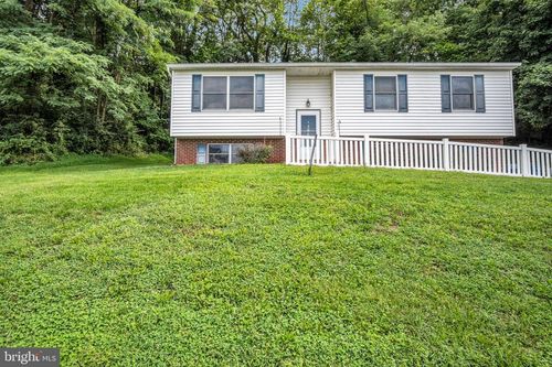 396 Whiteside Ave, HIGHSPIRE, PA, 17034-1300 | Card Image