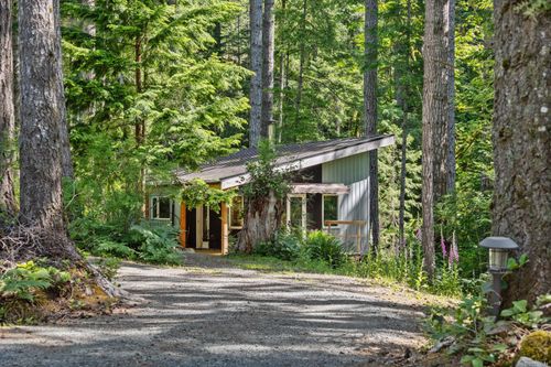 936 Gowlland Harbour Rd, Quadra Island, BC, V0P0A7 | Card Image
