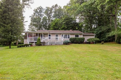 3559 Gary Dr, Mogadore, OH, 44260-9705 | Card Image