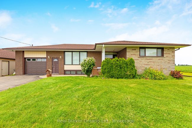 9110 10 Th Line, House other with 3 bedrooms, 1 bathrooms and 8 parking in Norval ON | Image 4