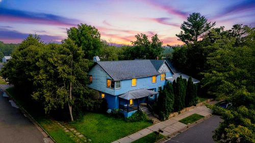 205 Commercial Ave N, Sandstone, MN, 55072-5139 | Card Image