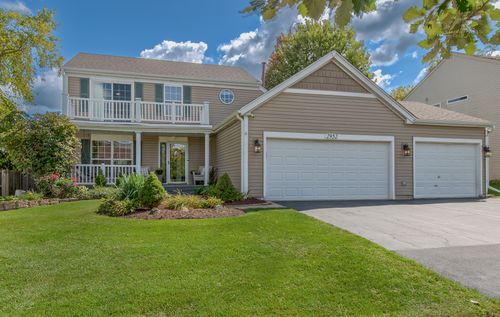 2952 Deerpath Ln, Carpentersville, IL, 60110-3381 | Card Image