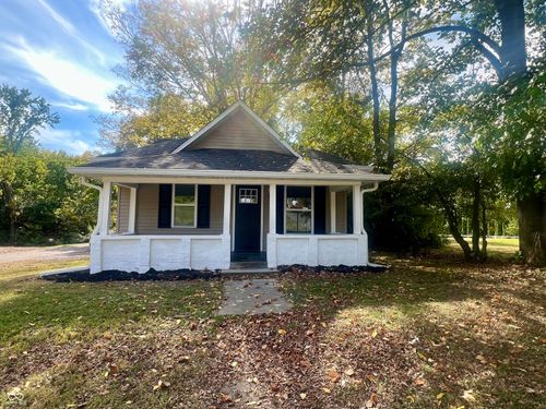 500 W 2nd St, Veedersburg, IN, 47987-1306 | Card Image