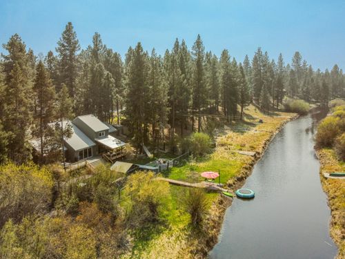 17062 Milky Way, Bend, OR, 97707-2208 | Card Image