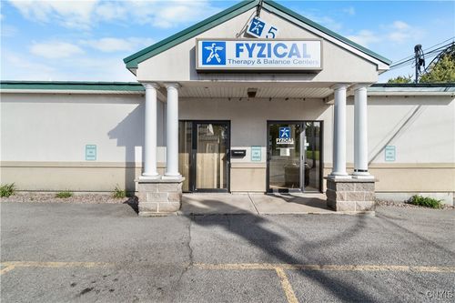 113 Schuyler St, Fulton, NY, 13069-1652 | Card Image