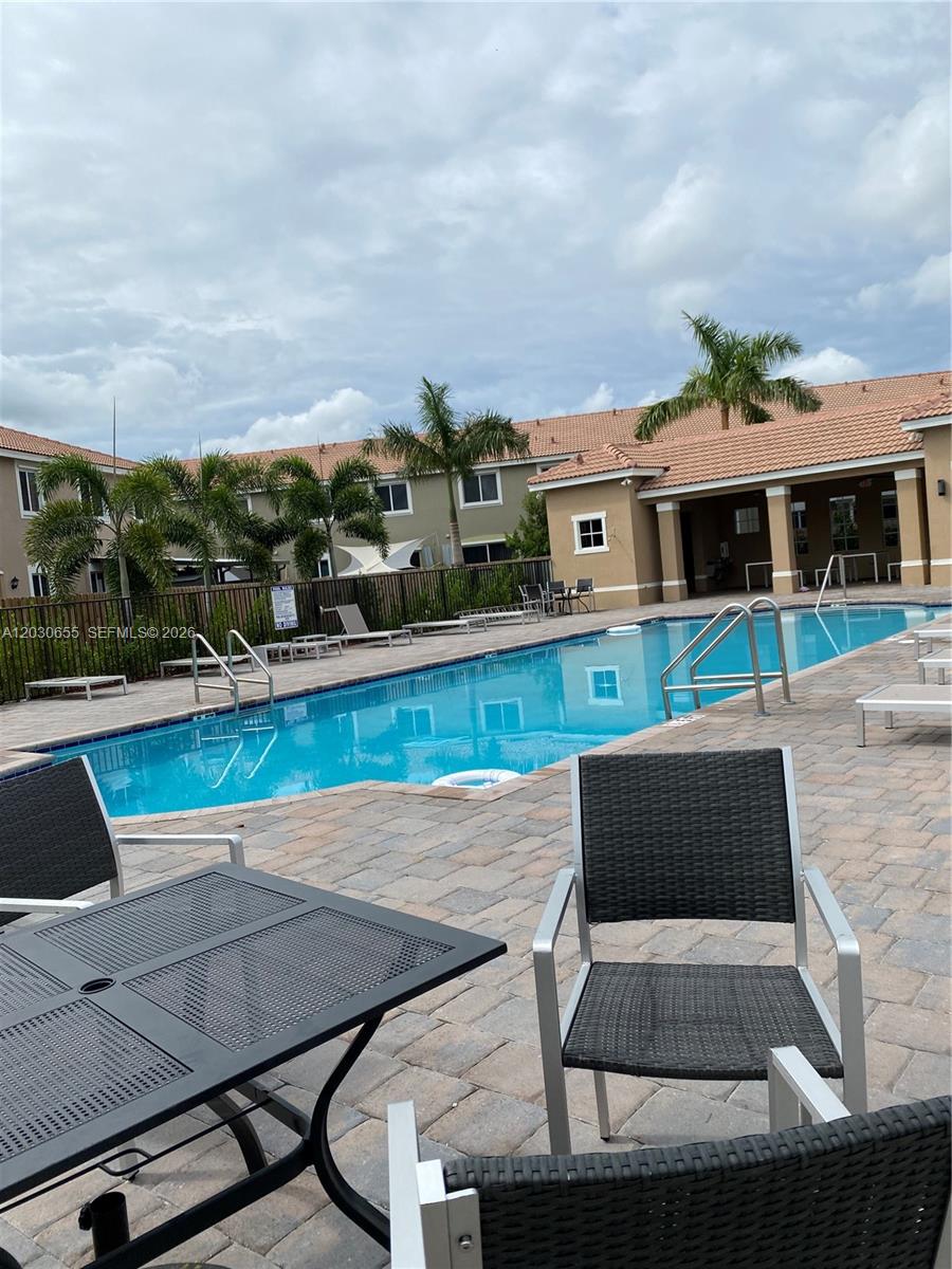 Residential Lease in Homestead 3