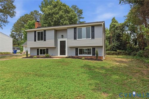 7478 Jennifer Ln, Mechanicsville, VA, 23111-1117 | Card Image