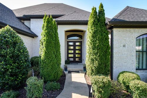 43 Falstone Dr, Little Rock, AR, 72223-8042 | Card Image