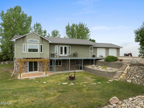 1343 41c Avenue Nw, Garrison, ND, 58540 | Card Image
