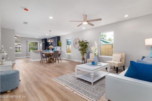 3348 Drew St, JACKSONVILLE, FL, 32207-5583 | Card Image