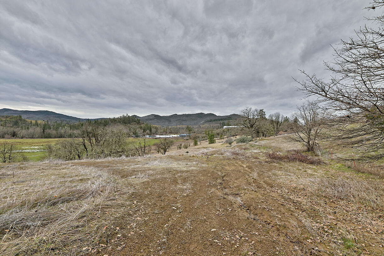 Land in Eagle Point 2