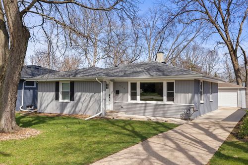 115 Pierce Ave, Wheaton, IL, 60187-4631 | Card Image