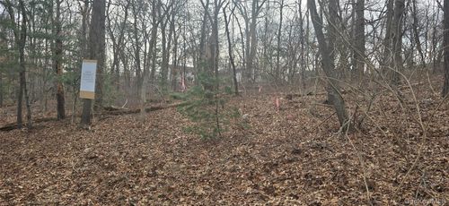 VL Bedford Ave, Mastic, NY, 11950 | Card Image