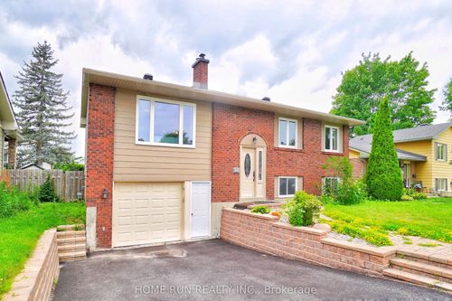 1104 Plante Drive, Hunt Club - Windsor Park Village and Area, ON, K1V9E7 | Card Image
