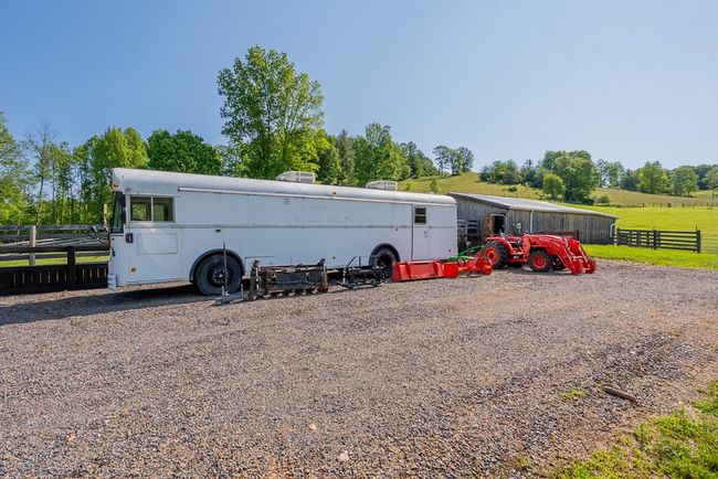 688 Gibson Knob Rd, Home with 0 bedrooms, 0 bathrooms and null parking in Laurel Fork VA | Image 44