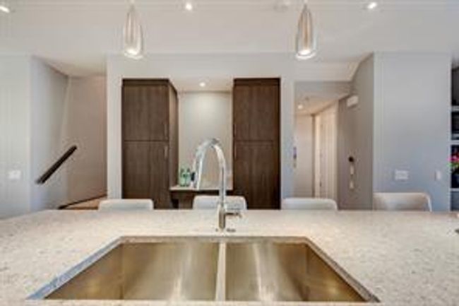 4004 2 St Nw, Home with 4 bedrooms, 3 bathrooms and 2 parking in Calgary AB | Image 10