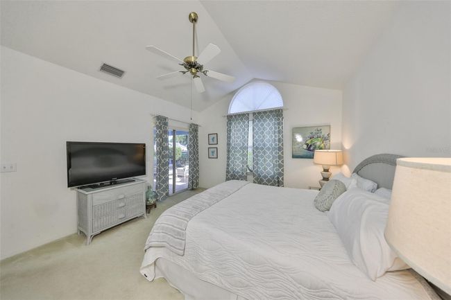 1140 - 1140 Golfview Woods Dr, Condo with 2 bedrooms, 2 bathrooms and null parking in SUN CITY CENTER FL | Image 38