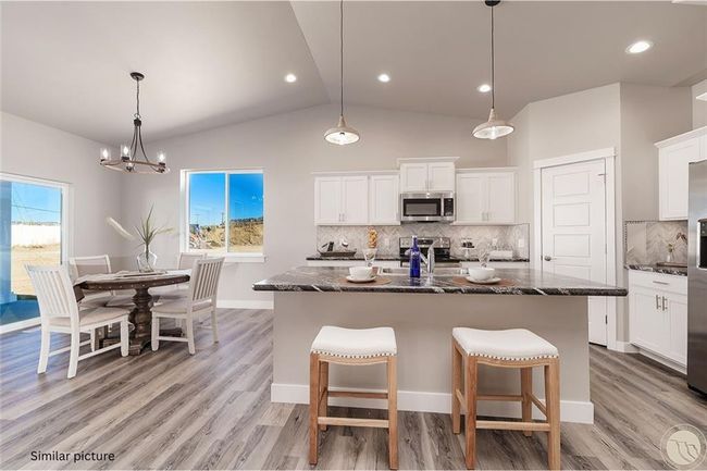 4646 Sunburst Ln, House other with 3 bedrooms, 2 bathrooms and null parking in Billings MT | Image 7