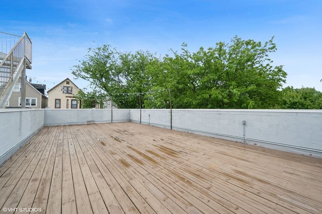 Exclusive use of garage roof deck | Image 14