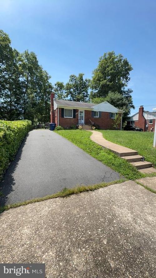 7425 Marc Dr, FALLS CHURCH, VA, 22042-3644 | Card Image