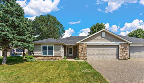 1825 Windmill Dr, Baldwin, WI, 54002-5136 | Card Image