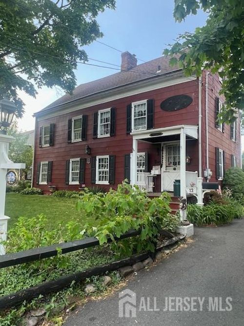 12 Freeman St, WOODBRIDGE, NJ, 07095-3424 | Card Image