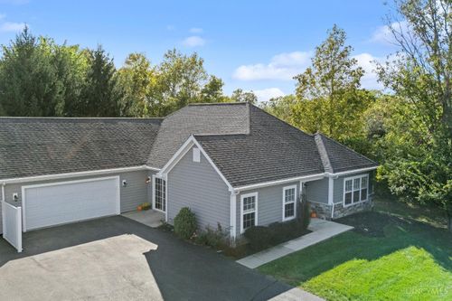 1106 Brookfield Dr, Waynesville, OH, 45068-9582 | Card Image