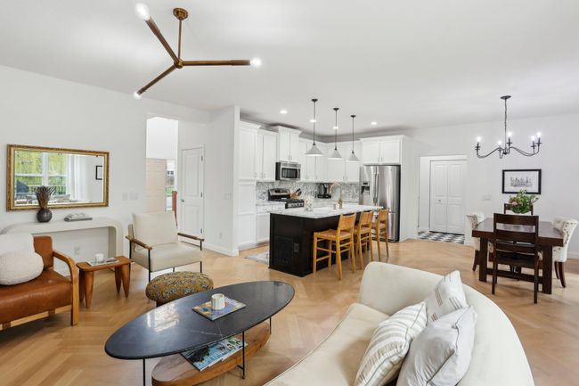 290 Liberty Heights Dr, House other with 4 bedrooms, 4 bathrooms and null parking in Chaska MN | Image 25