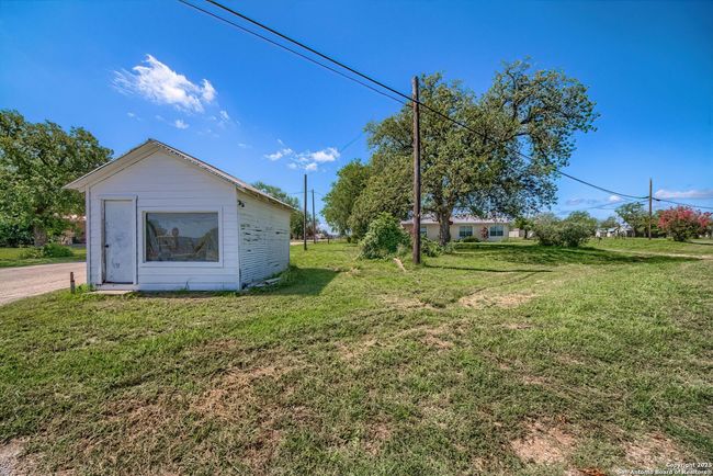 660 Ranch Road 1, House other with 3 bedrooms, 1 bathrooms and null parking in Stonewall TX | Image 22