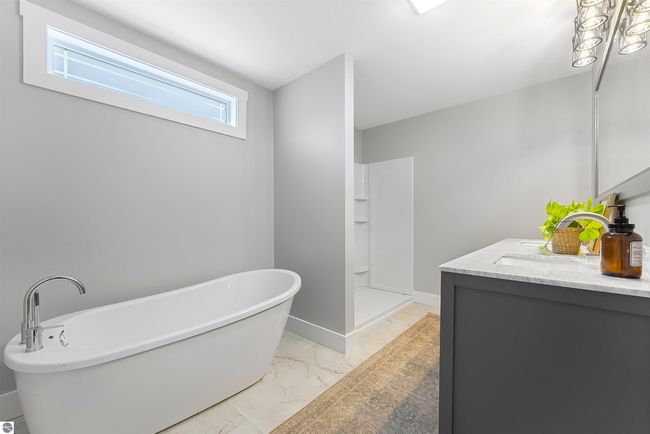 302 W Dresden St, House other with 5 bedrooms, 3 bathrooms and null parking in Kalkaska MI | Image 21