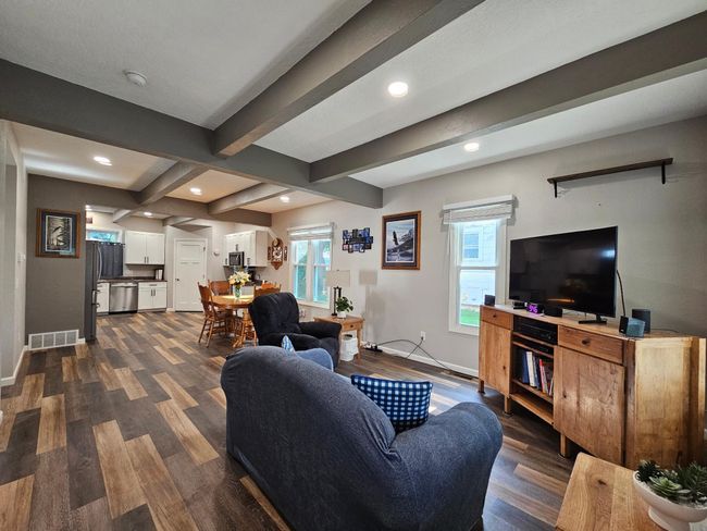 411 W Main St, House other with 4 bedrooms, 2 bathrooms and null parking in Pipestone MN | Image 8