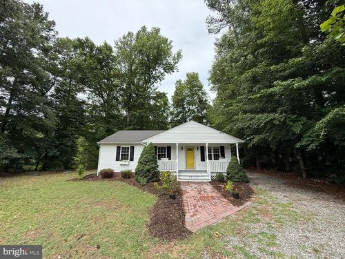 27140 Shannon Mill Dr, Ruther Glen, VA, 22546-3518 | Card Image
