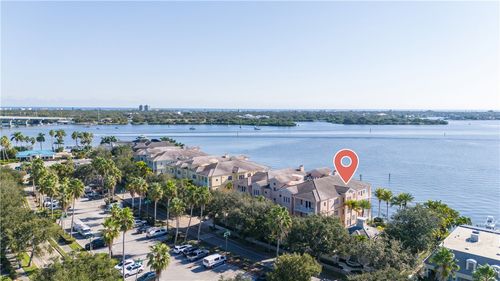 ph-w-11 Royal Palm Pt, Vero Beach, FL, 32960-5221 | Card Image