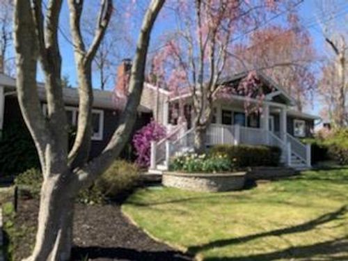 109 Dogwood Ln, Port Jefferson, NY, 11777-1522 | Card Image