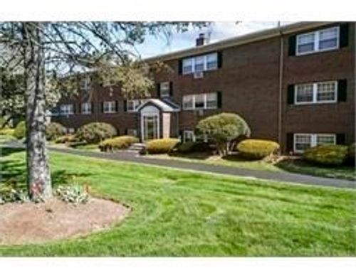7-151 Milk St, Westborough, MA, 01581-1128 | Card Image